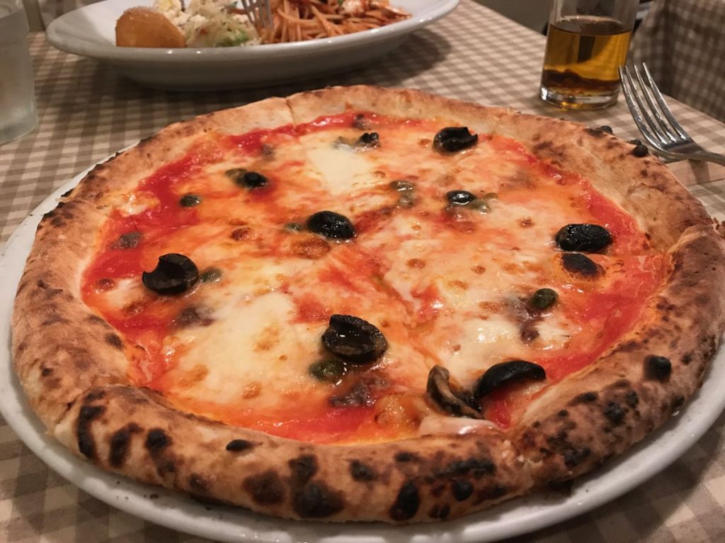 ピザ ナポリ